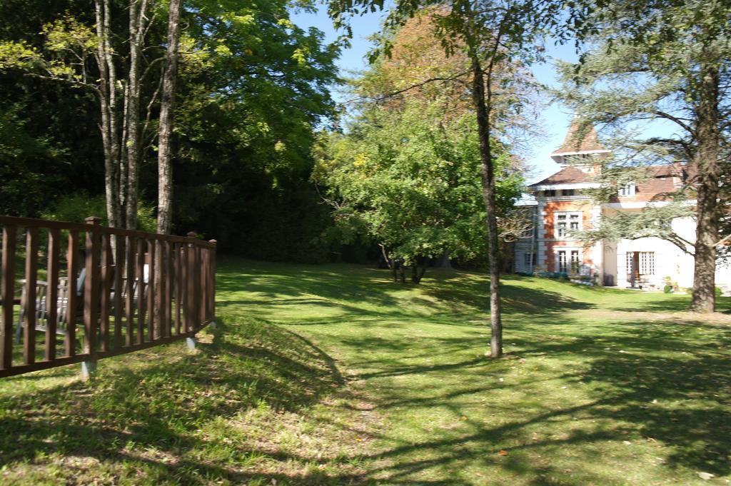 圣塞沃兰Le Chalet De Luxe住宿加早餐旅馆 外观 照片