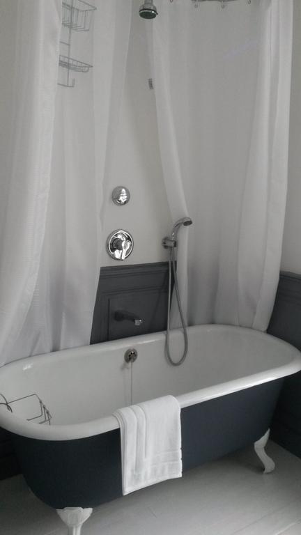 圣塞沃兰Le Chalet De Luxe住宿加早餐旅馆 客房 照片