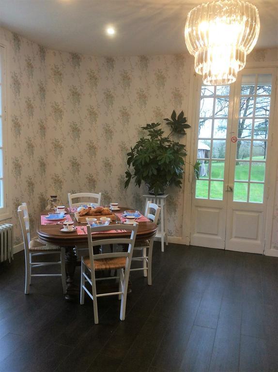 圣塞沃兰Le Chalet De Luxe住宿加早餐旅馆 外观 照片